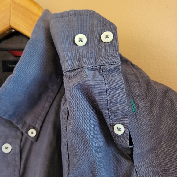 Tommy Hilfiger. Long sleeve button down shirt. Grey. L - Picture 2 of 6